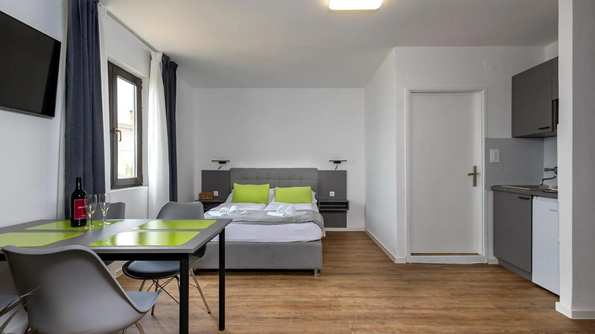 Apartments Dida Sime Starigrad Paklenica
